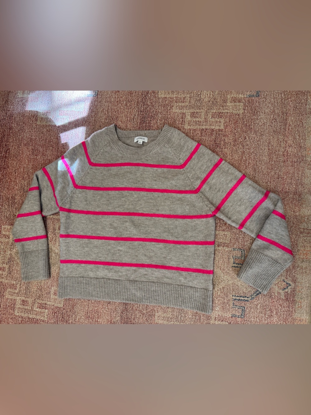 Evereve hot pink and grey crew neck ribbed hem cozy sweater size large like new